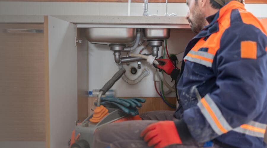 Professional emergency plumbing in Bee, VA